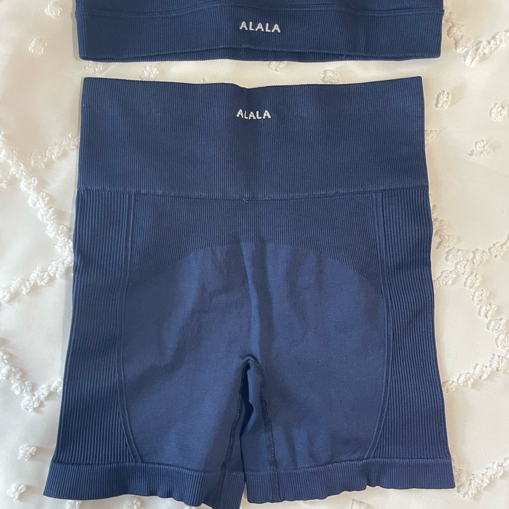 Alala Seamless Matching Biker Short Set
